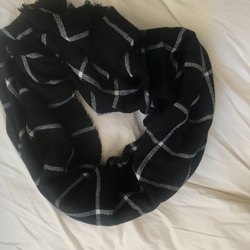 Plaid scarf